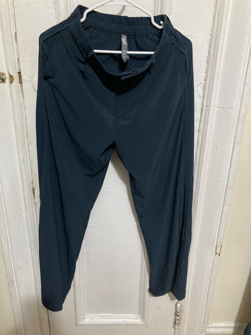 VUORI  light weight Performance Pants Navy Size small